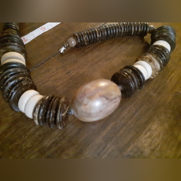 Vtg Wood Bead Necklace 19" Choker Style - Picture 8 of 16